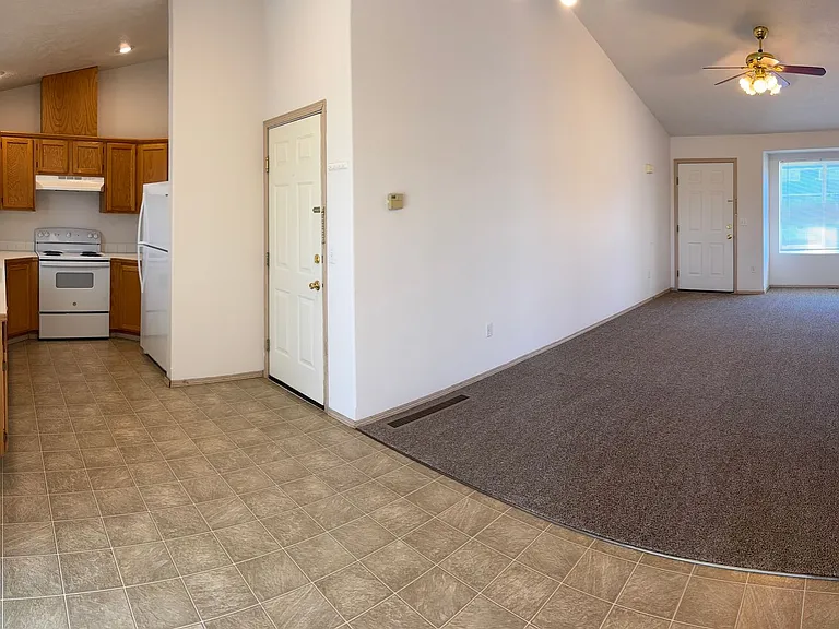 11719-21 E Nora Ave — Photo 5