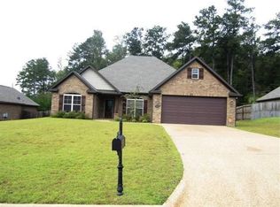 4710 Copper Loop Rd, Northport, AL 35473
