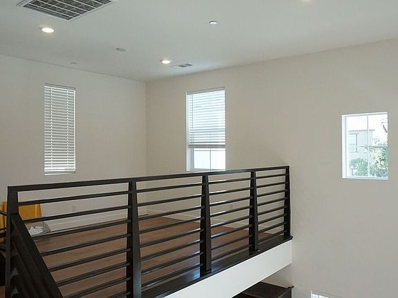 4th image of 8564 Exposition St