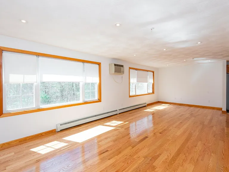 40 Rosewood Dr #40 — Photo 31