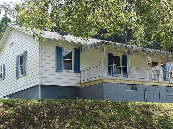 48 Mayapple Ln, Fairmont, WV 26554