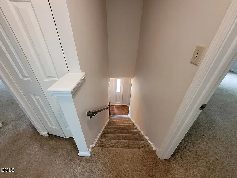 104 Corgy Dr — Photo 14