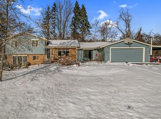 7037 Seven Mile Rd, South Lyon, MI 48178