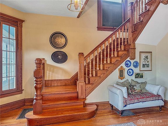 12th image of this home