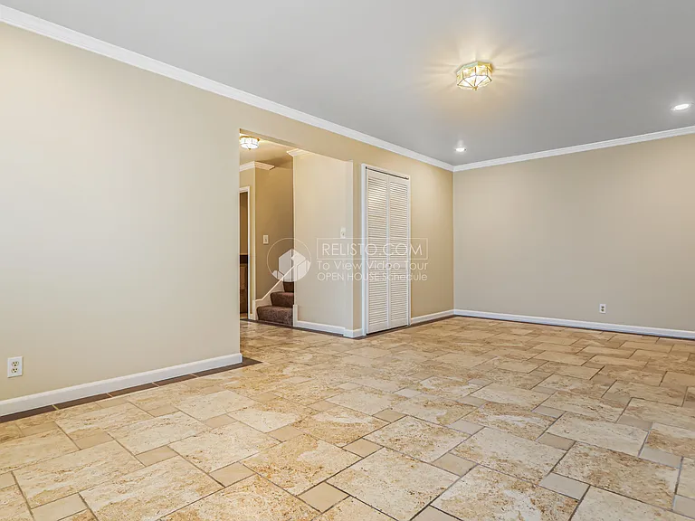 448 Fathom Dr — Photo 13