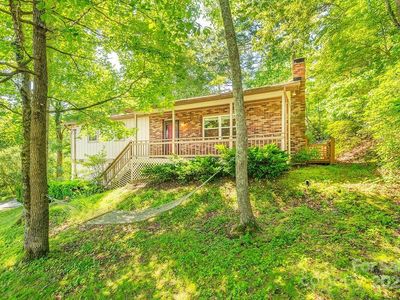 1 Spring Hill Dr, Hendersonville, NC, 28792