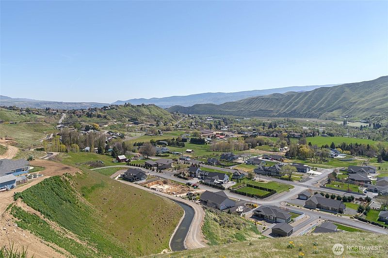 5th image of 519 Diede Hills Lane