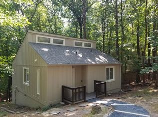 110 Indian Ridge Ct, Waleska, GA 30183