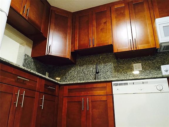 3rd image of 8411 Lagos De Campo Blvd APT 204U