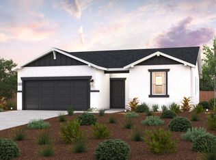 4015 W Sunnyview Avenue, Visalia, CA
