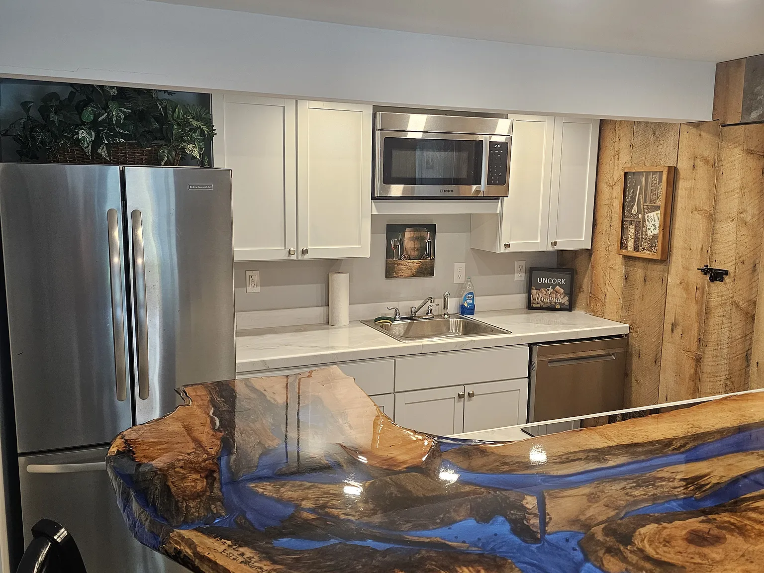 2 bed, 800 sqft, $1,950 — Photo 2