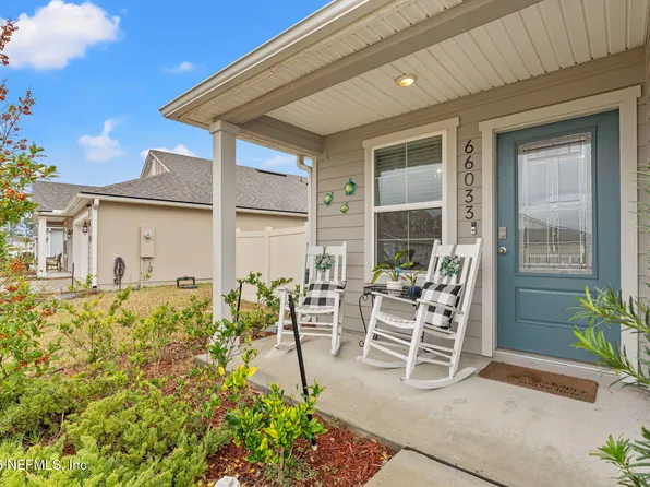 66033 EDGEWATER Drive, Yulee, FL 32097