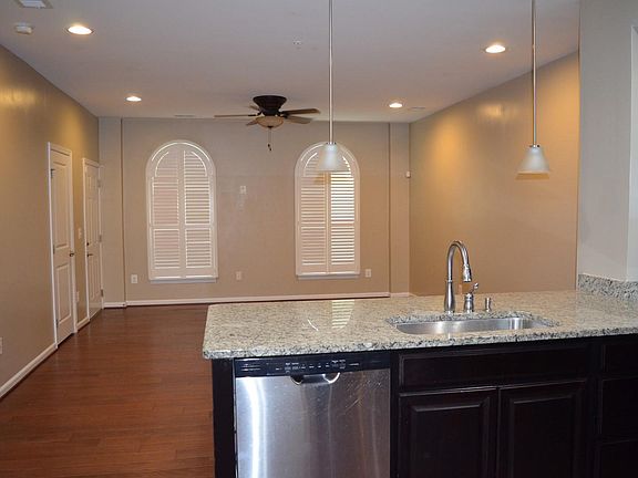 5th image of 7863 Culloden Crest Ln #78G