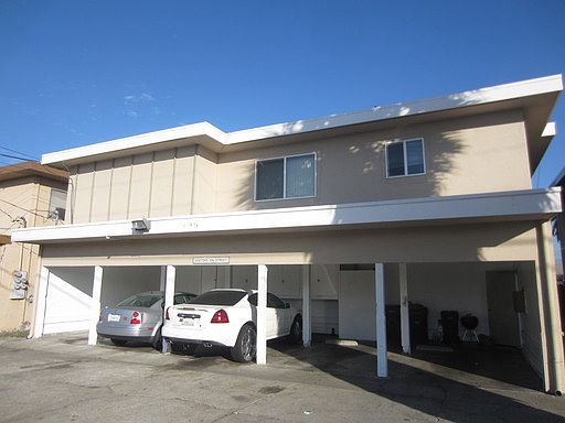 1st image of 21856 Thelma St APT 3