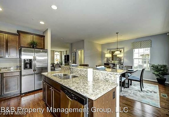 3rd image of 3529 Seagrass Ln