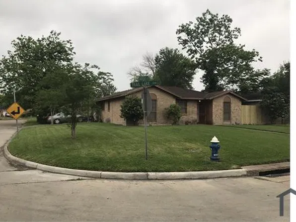 3103 Trail Lake Dr, Houston, TX 77045
