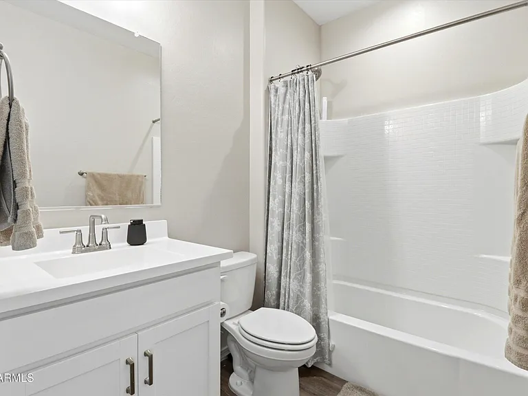 1467 E Torino Ct — Photo 17
