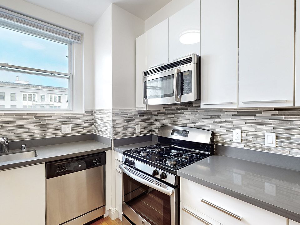1st image of 1937 Franklin St #501