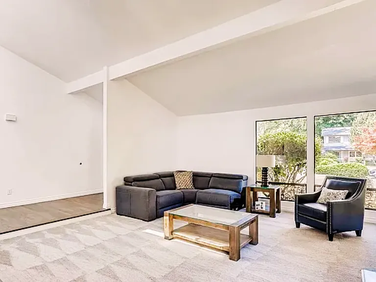 10931 SE 183rd Ct — Photo 7