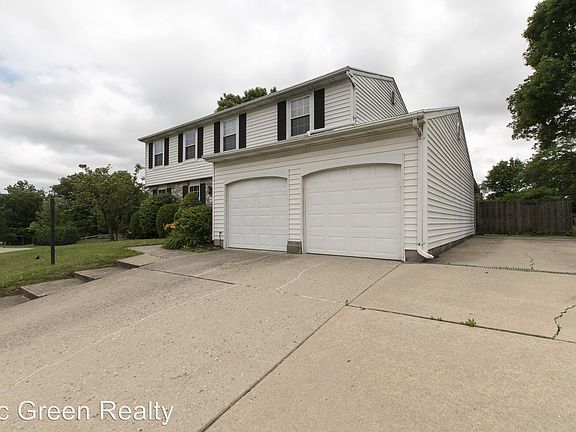 3rd image of 498 Poplar Grove Dr