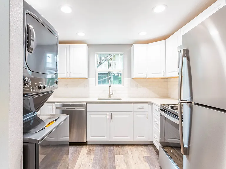 506 Southway Dr — Photo 10