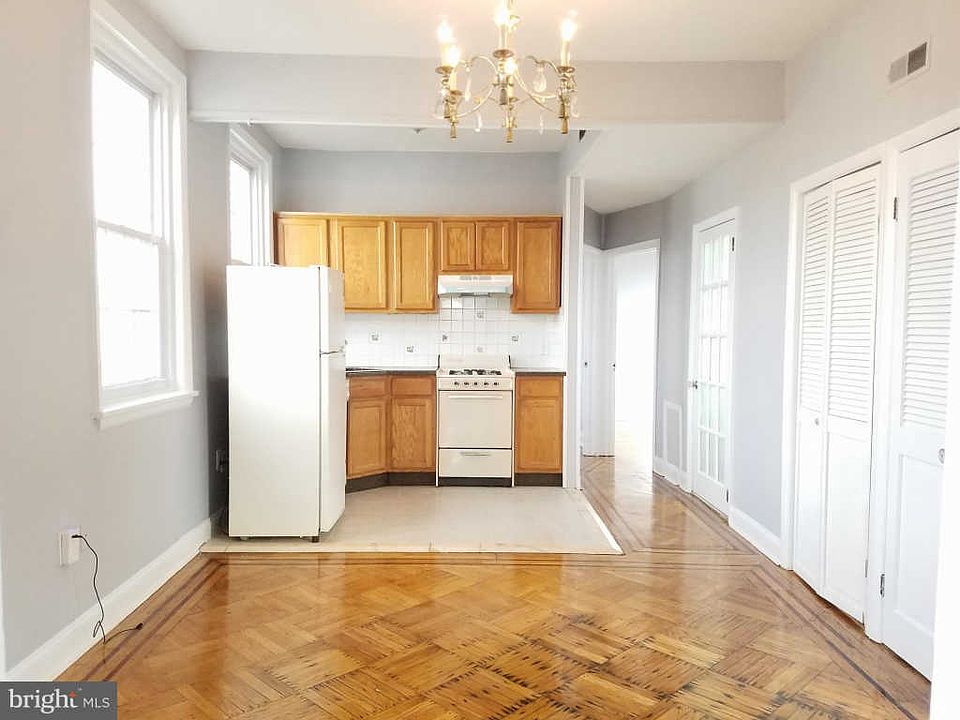 1st image of 1732 W Passyunk Ave Floor 2