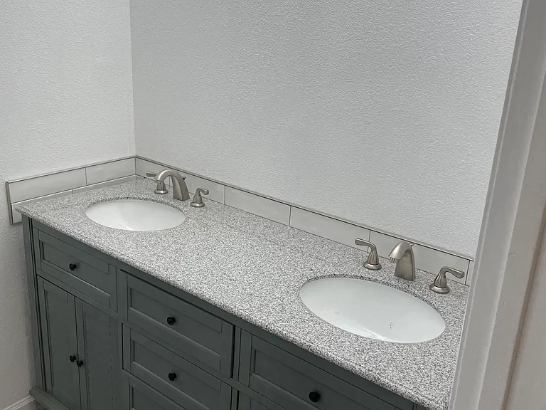 40 W Beverly Dr — Photo 11
