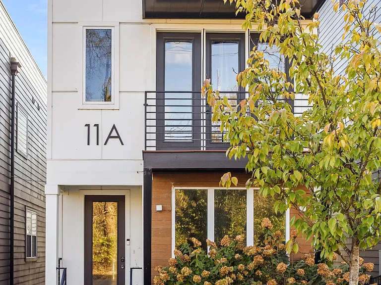 11A Garden St #A — Photo 2