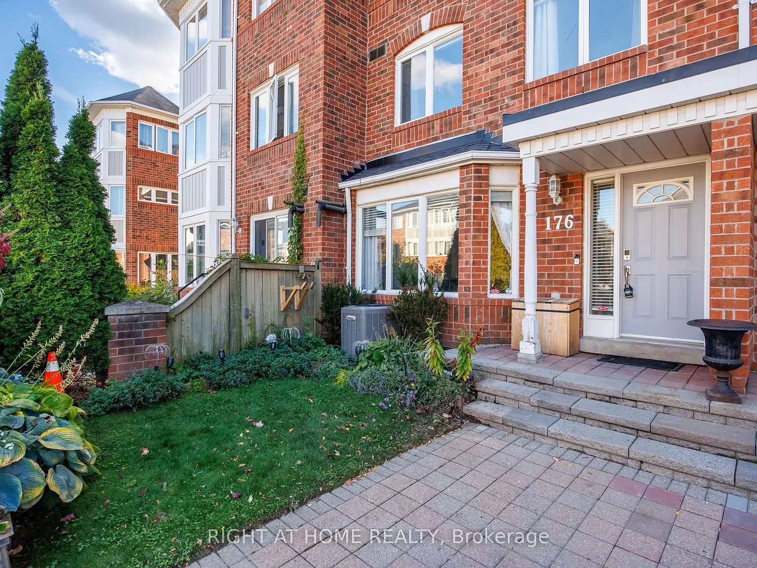 3 bed, $3,500 — Photo 3