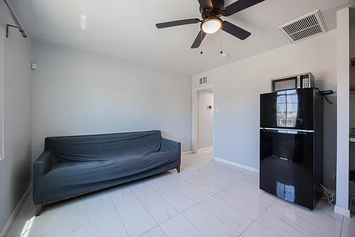 4001 N 15th Ave #B — Photo 4