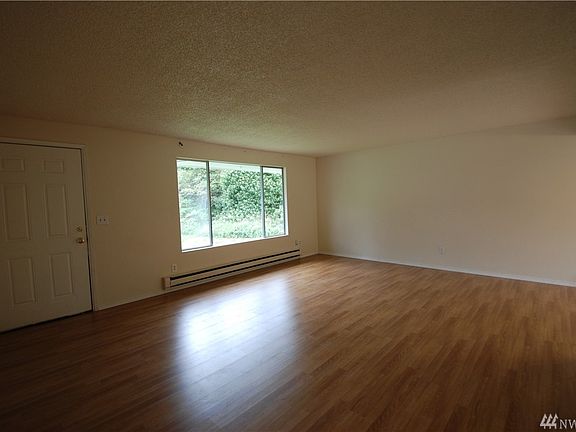3rd image of 18018 Smokey Point Blvd #1