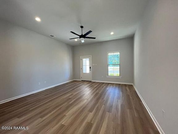 2nd image of 305 Cainwood Ct