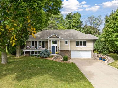 1201 Angelo Dr, Golden Valley, MN, 55422
