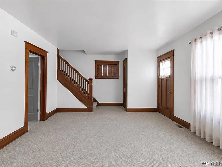 2830 Macklem Ave — Photo 8