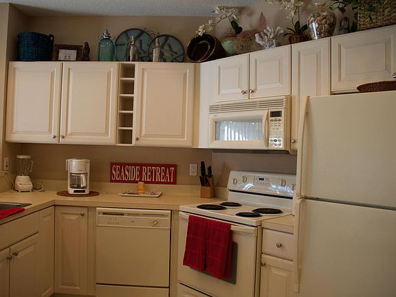 4th image of 8273 Mulligan Cir