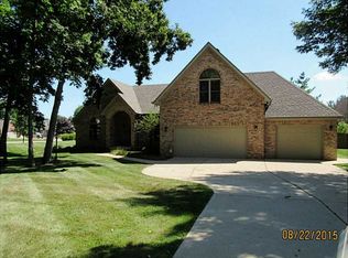 2860 W Buckeye Dr, Greenfield, IN