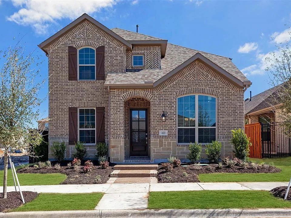 4423 Indigo Lark Ln