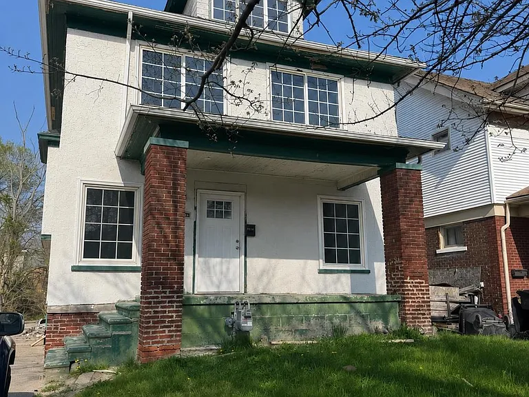 9024 Quincy St — Photo 1