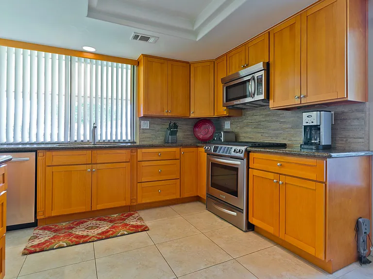48 El Toro Dr — Photo 8