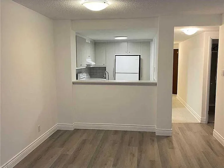 717 Bay St #1207 — Photo 5