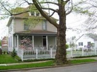 1112 Sycamore St, Connellsville, PA 15425