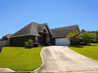 214 Charlotte Dr, Bonaire, GA 31005