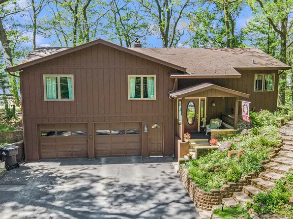 4789 Hilltop Rd, Hastings, MI 49058