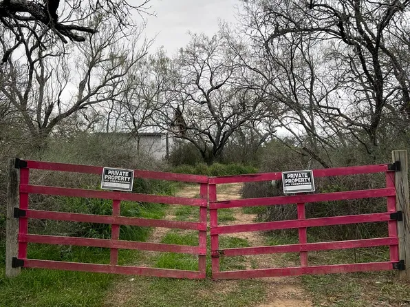 126 COUNTRY VIEW LN LOT 12, Floresville, TX 78114