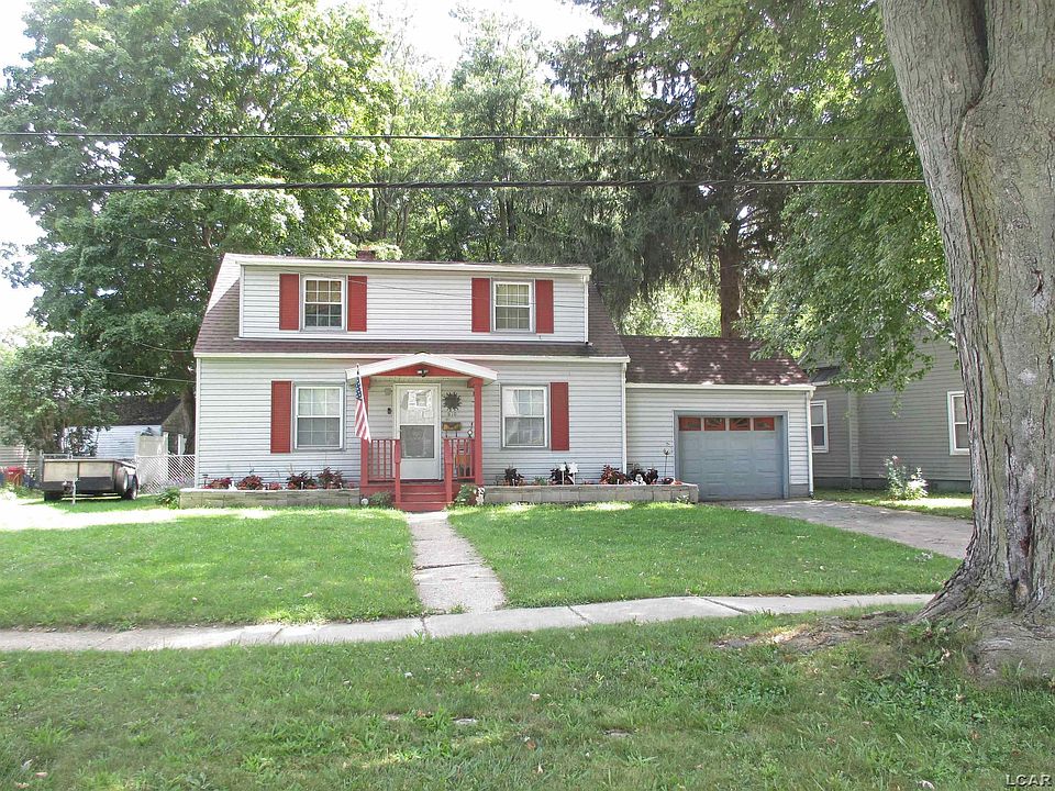 1st image of 910 Sheffield Ave