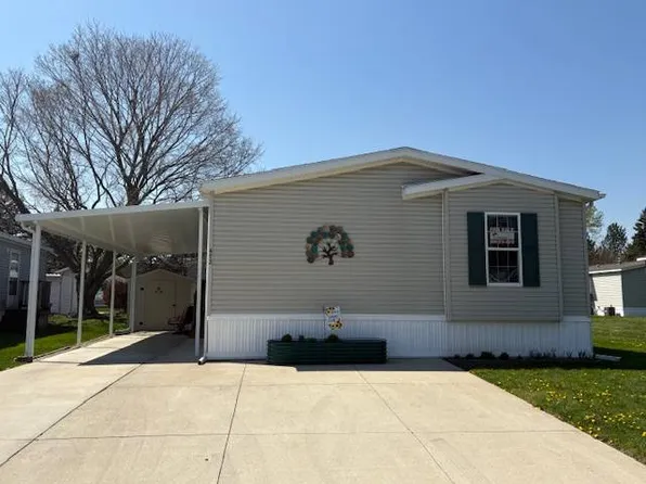 472 Flamingo St, Rochester, MI 48309