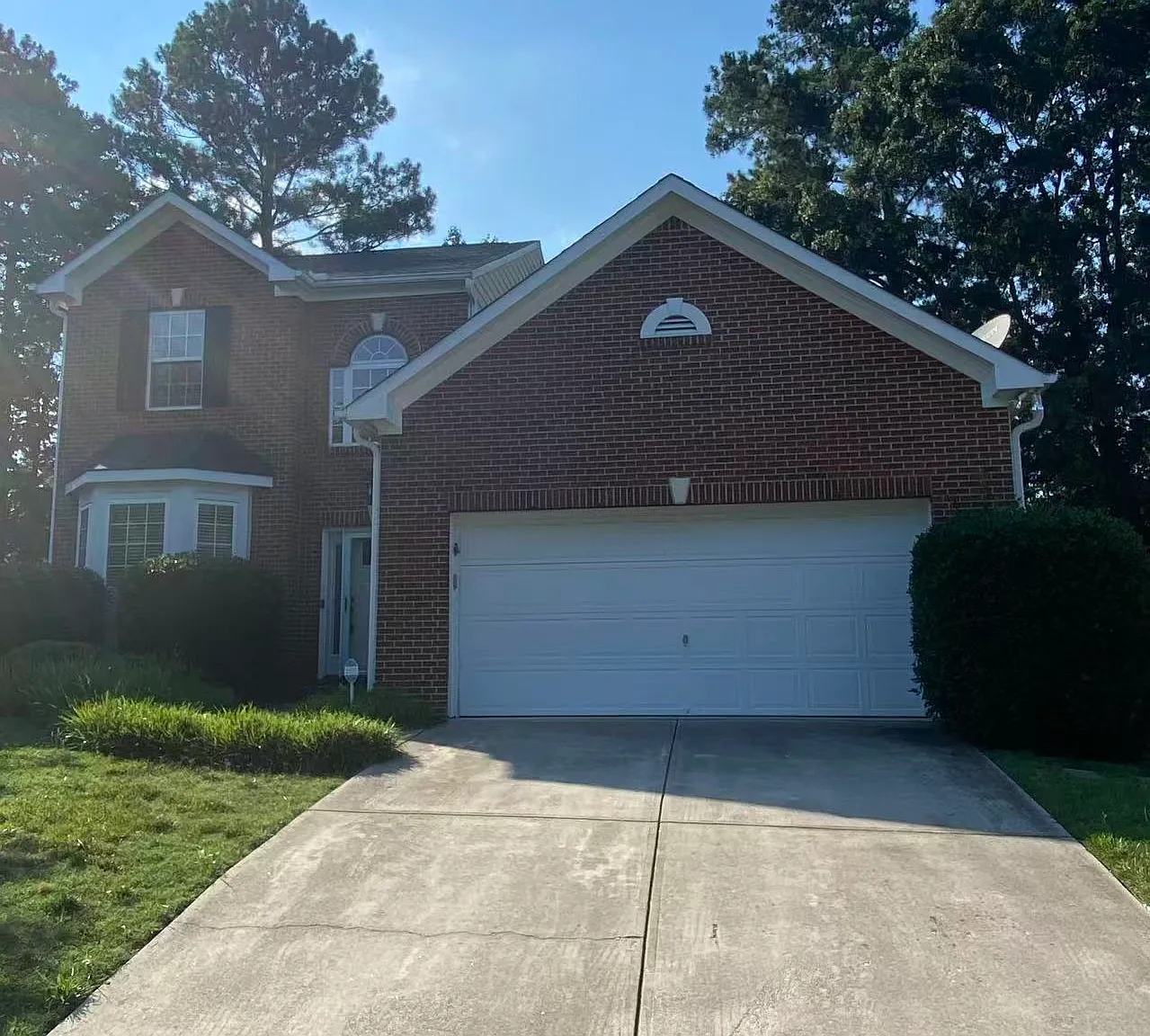 3 bed, 1950 sqft, $2,100 — Photo 1