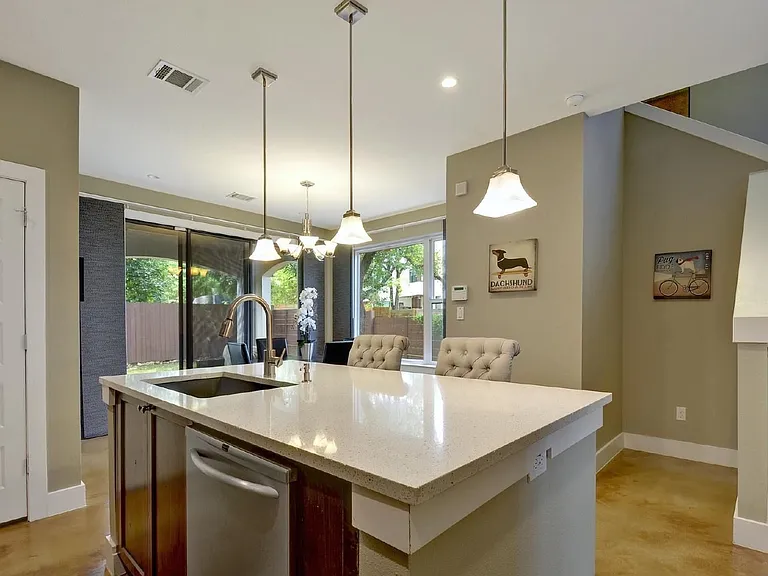 2111 Melridge Pl #B — Photo 12