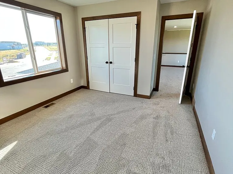 5525 W Liberator Cir — Photo 29