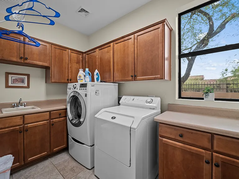 4063 N El Sereno Cir — Photo 55